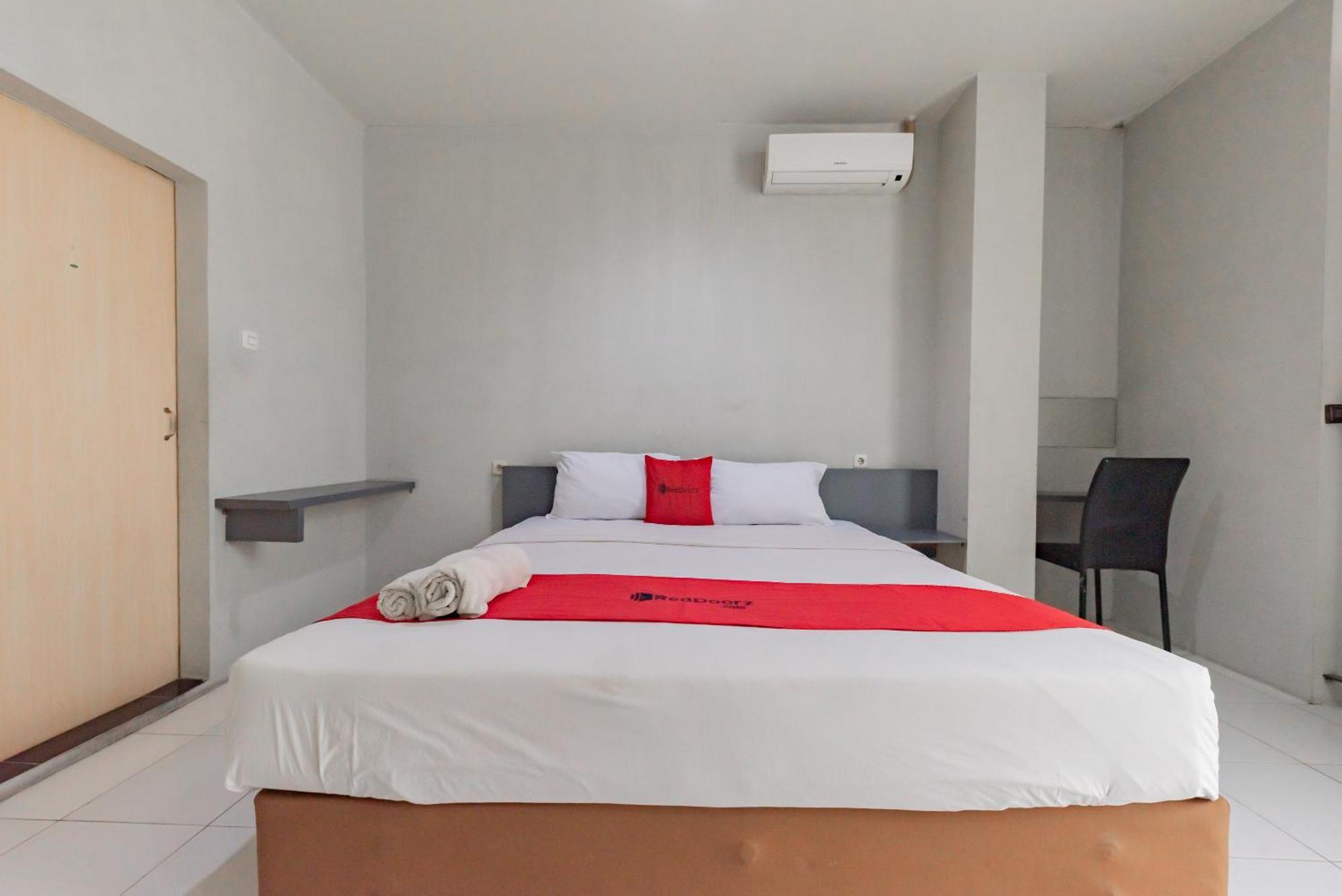 Reddoorz @ Pelajar Pejuang 3 Ξενοδοχείο Μπαντούνγκ Εξωτερικό φωτογραφία