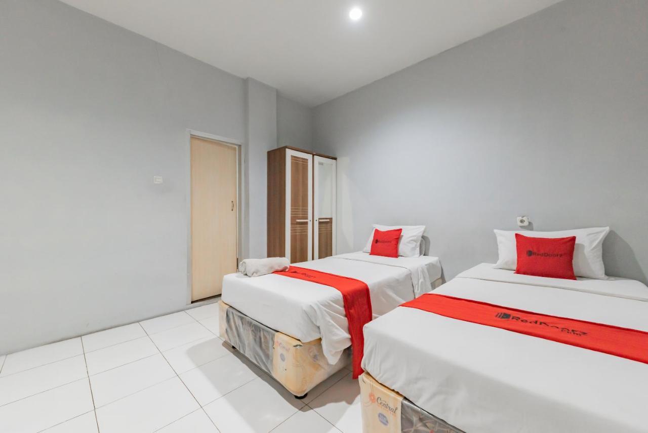 Reddoorz @ Pelajar Pejuang 3 Ξενοδοχείο Μπαντούνγκ Εξωτερικό φωτογραφία